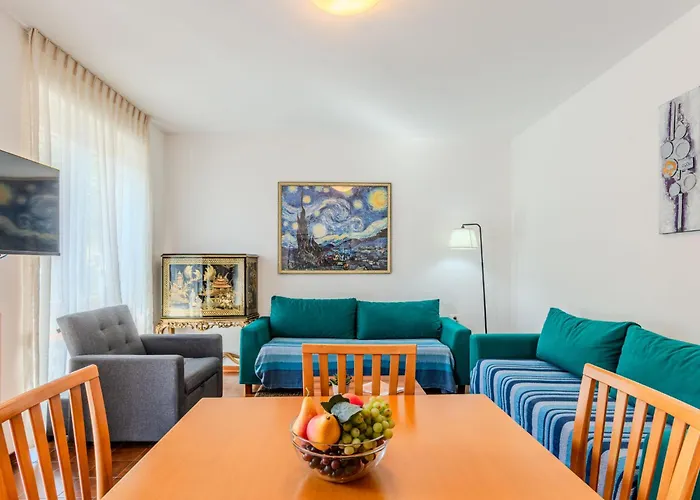 By Interhome Appartamento